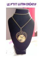 Collier "cabochon oiseau"