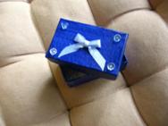 Petite boite cadeau bleue "perle"
